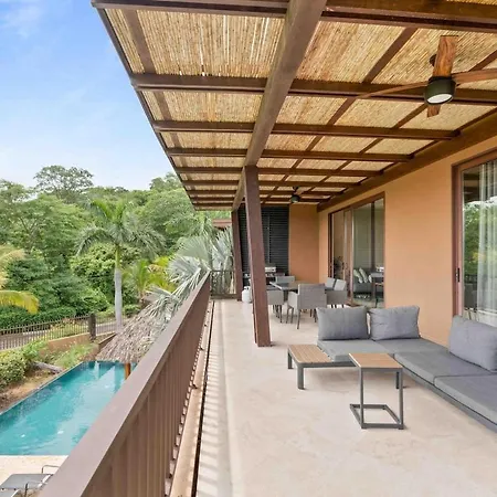 Spacious Luxury 4 Bed Condo In Ocotal