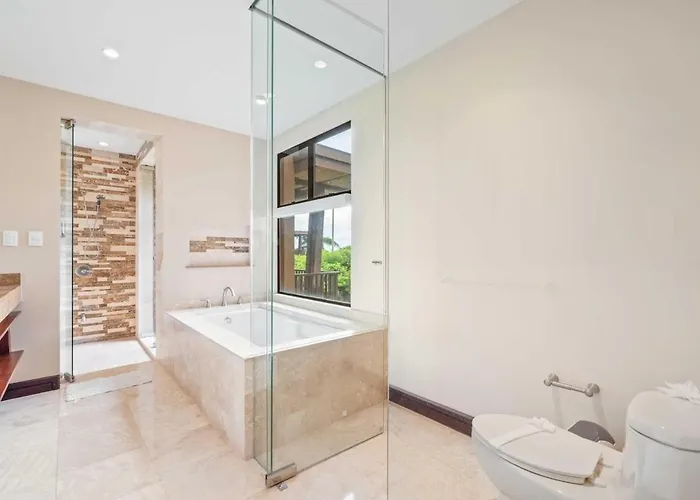 Сasa de vacaciones Hilltop Haven With Pool, Terrace And Sea Breeze